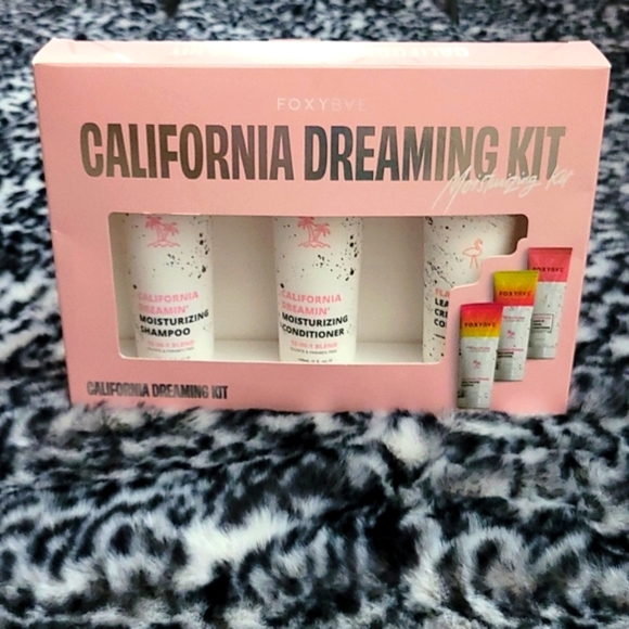 FOXYBAE CALIFORNIA DREAMING MOISTURIZING KIT NIB - Picture 8 of 16